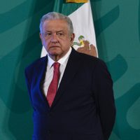 AMLO pide seguir ejemplo de Cristiano Ronaldo para combatir la obesidad