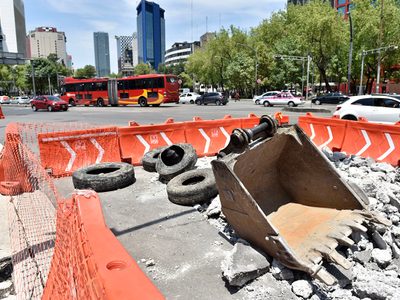 Revés a Mancera: juez federal ordena frenar construcción de Línea 7 de Metrobús sobre Reforma