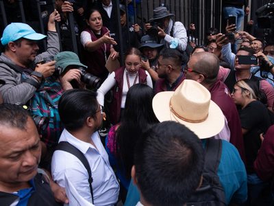 Manifestantes de la CNTE colapsan Reforma y Circuito Interior