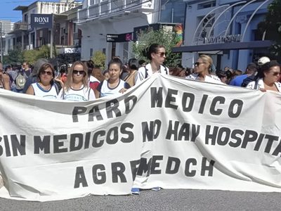Trabajadores de la salud de Chubut se movilizan por mejoras de salarios