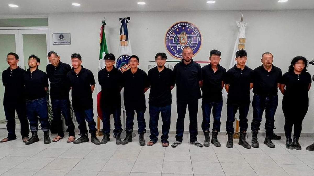 Algunos detenidos en Tecpan de Galeana