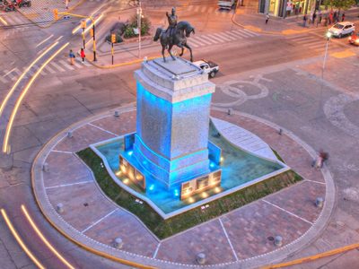 El Monumento a San Martín sufrió un importante cambio: los motivos