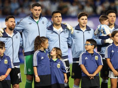 Para jugar con Enzo Fernández: la joya de la Selección Argentina que se sumaría al Chelsea