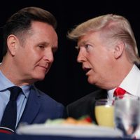 Trump elige a Mark Burnett, productor de "The Apprentice", como enviado especial al Reino Unido