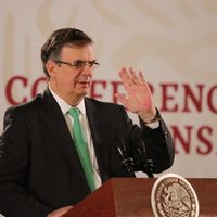 Se propuso a EU grupo binacional para frenar tráfico de armas, afirma Ebrard