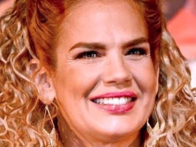 ¡En primer plano! Niurka Marcos se dejó ver como Dios la trajo al mundo ¡Al natural!