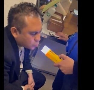 “¡Tiren un paro, pa’que no me corran!” pidió chofer del Metro detenido por conducir ebrio (Video)