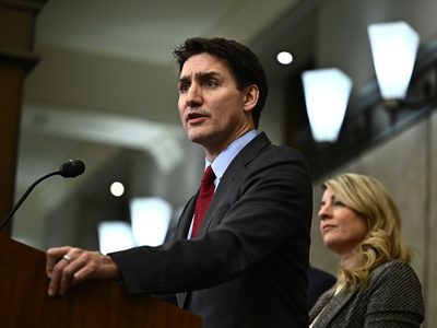 Trudeau insta a "elegir Canadá" en las compras tras los aranceles impuestos por Trump