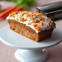 Budín de zanahoria en 3 minutos y sin azúcar: rendidor e ideal para acompañar con el mate