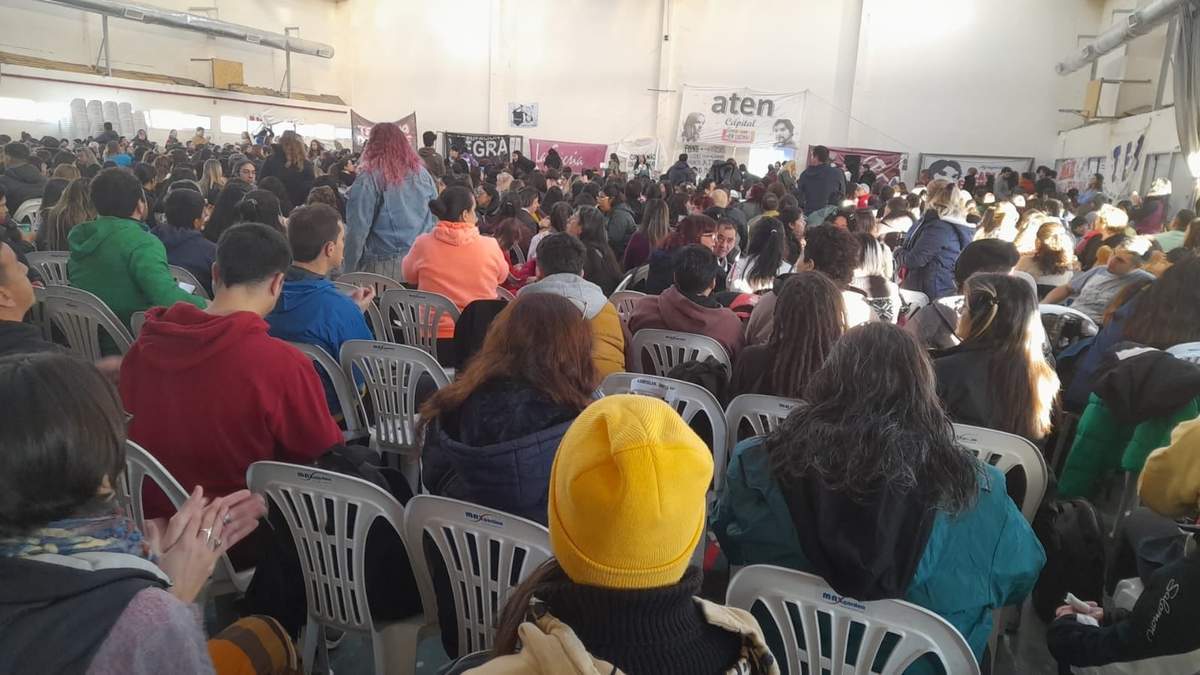Asamblea de Aten Capital. Fuente: (Facebook)