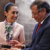 Gustavo Petro elogió a Claudia Sheinbaum en el Día Internacional de la Mujer