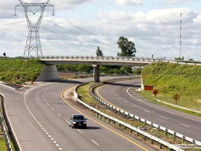 Lanzan una licitación pública para privatizar tramos de autopistas y rutas nacionales