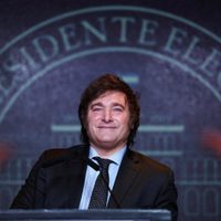 Javier Milei se reunió con David Cameron y hablaron sobre Malvinas