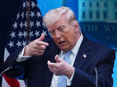 Trump mantiene amenaza de atacar plantas energéticas y la infraestructura civil de Irán