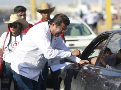 Funcionaria es detenida por operar en la biblioteca municipal a favor de reelección de alcalde en Juárez