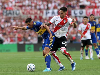 Los hinchas lo fulminaron en redes: jugó en River, pero eligió a Boca en un "pan y queso"