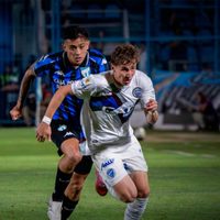 River aceleró por Andino y se llevaría la joya del Tomba