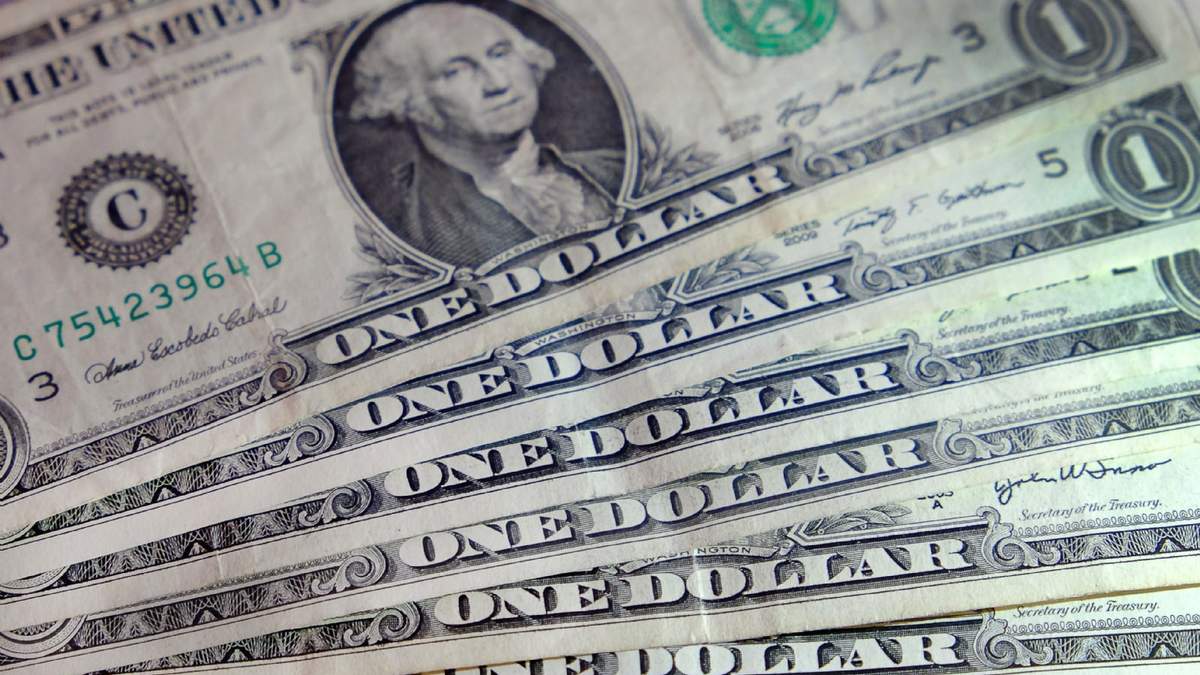 La cotización del dólar blue volvió a bajar después de una semana que llegó a cifras récord. Fuente: (Twitter)