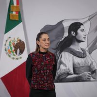 Sheinbaum respalda a Pedro Castillo tras destitución de Dina Boluarte en Perú