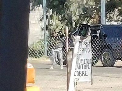 Civiles armados provocan tensión en Atlatlahucan para impedir detención (Video)