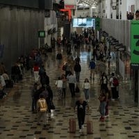 Alerta para mexicanos: revisan eliminar la exención de visa para viajeros a Europa