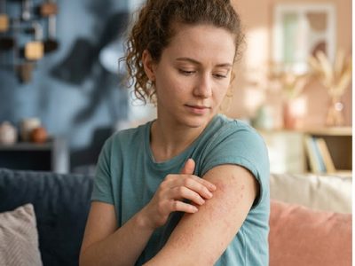 Las emociones hablan a través de la piel: la relación entre el estrés y la dermatitis atópica que preocupa a expertos