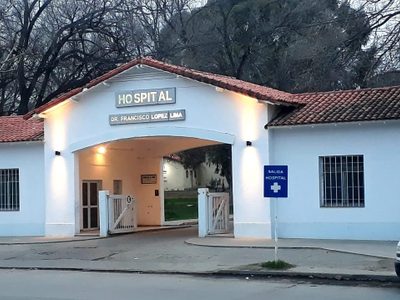 Agredieron al personal del hospital en Roca