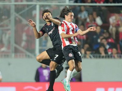 Unión de Santa Fe y Barracas Central empataron sin goles