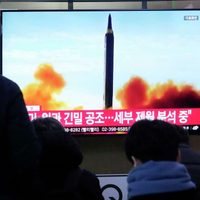 Norcorea lanza al mar misil balístico de alcance intermedio