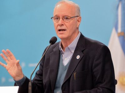 Para Gollan, los antivacuna son "un grupo de gente irresponsable"