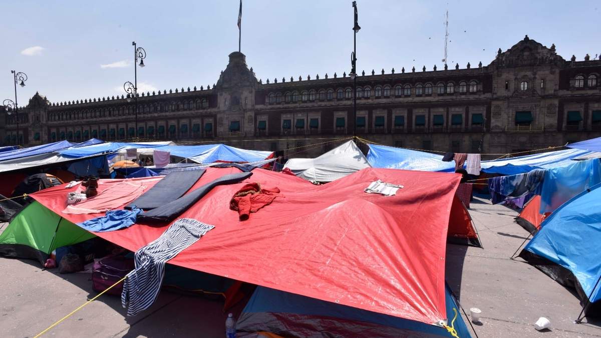 Plantón de la CNTE en el Zócalo capitalino