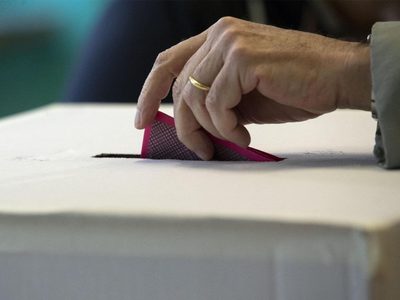 Reducir el número de parlamentarios en Italia sí o no: qué dijeron los italianos