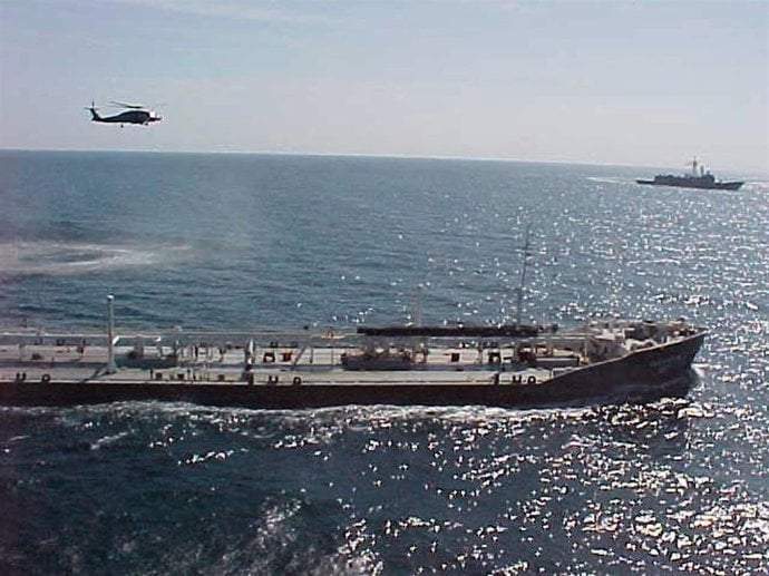 Rusia confirma un vertido de fueloil por el siniestro de dos petroleros en el estrecho de Kerch