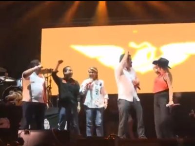 Colapsa escenario en mitin de Álvarez Máynez en NL; reportan fallecidos (Video)