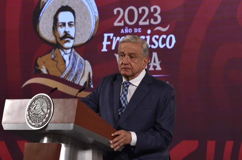 El presidente en la conferencia de prensa en Palacio Nacional