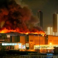 Suman 60 muertos y 145 heridos por el ataque terrorista en Moscú (Videos)