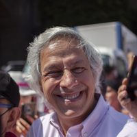 Claudio X. González convoca a velada en el Monumento a la Revolución para el 2 de diciembre