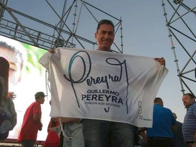 A días de las elecciones, con críticas a Sapag y a petroleros, un diputado provincial se fue del MPN