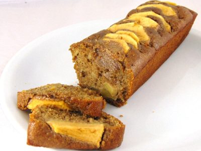 Budín de manzana "12 cucharadas": extra suave y húmedo para disfrutar de la merienda dulce más rica