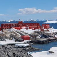 Se registran dos sismos en la Antártida y el centro de Chile