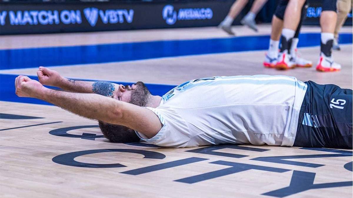 Luciano De Cecco: 37 años, 6 mundiales y un bronce olímpico y es la figura del equipo.