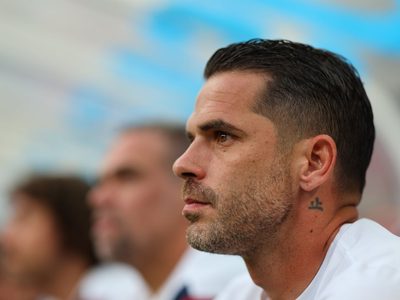 Antes de llegar al país: Fernando Gago ya tomó su primera medida como DT de Boca