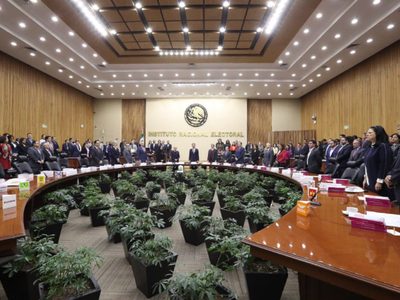 Autonomías y repartos políticos
