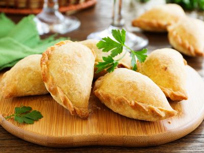 Receta casera de masa de empanadas sin gluten: liviana, rica y sin ingredientes raros