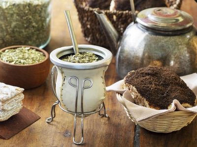 Las mejores combinaciones para preparar un buen mate en otoño: 3 hierbas y muchos beneficios