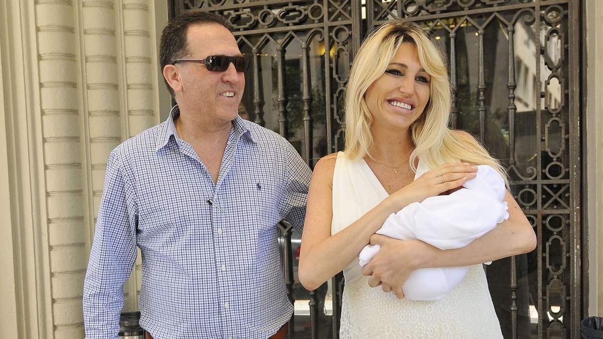 Javier Naselli y Vicky Xipolitakis. Fuente: (Twitter)