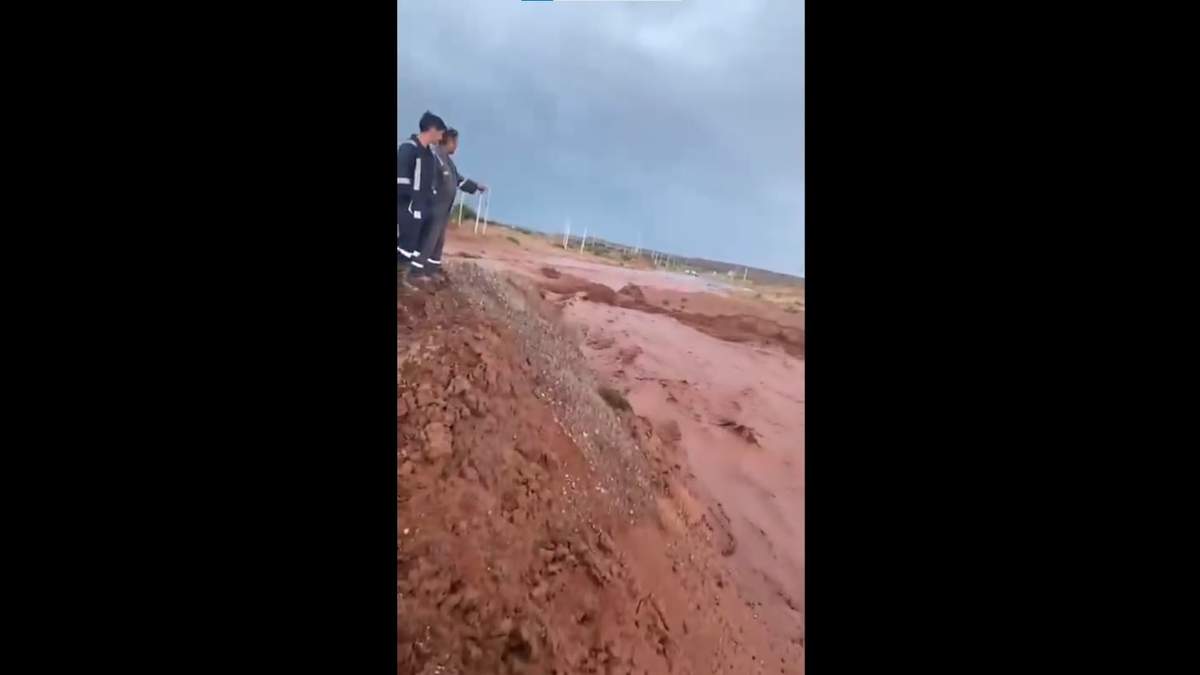 Cañadones repletos de agua y barro. Fuente: (Luis Emilio González)