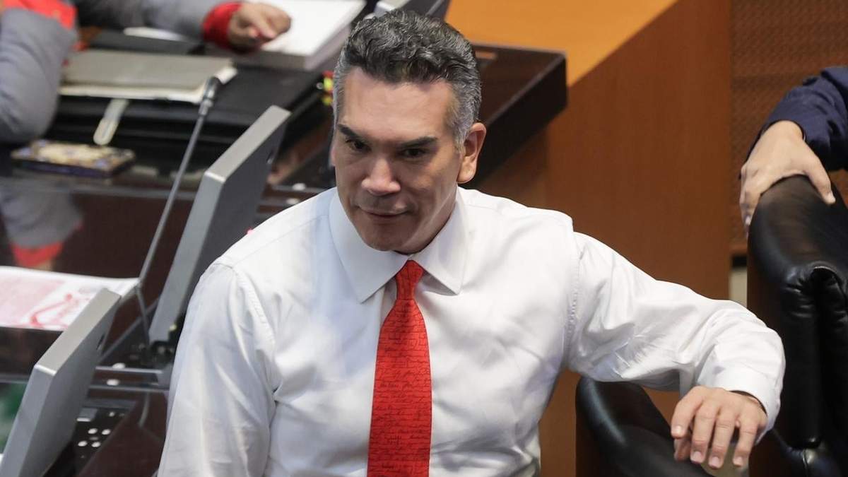 El dirigente nacional del PRI y senador, Alejandro Moreno
