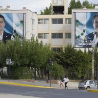 La justicia multó al MPN por colocar carteles de campaña electoral antes del plazo establecido