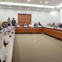 Sener establece metas para aumentar la producción de electricidad con fuentes limpias